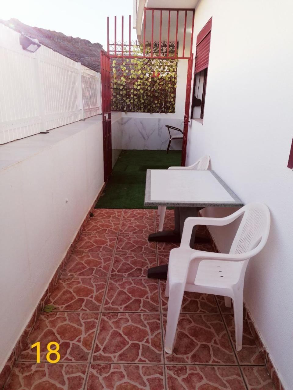 Big Villa Puerto Rico With Heated Saltwater Jacuzzi Pool & Bbq & Private Parking מראה חיצוני תמונה