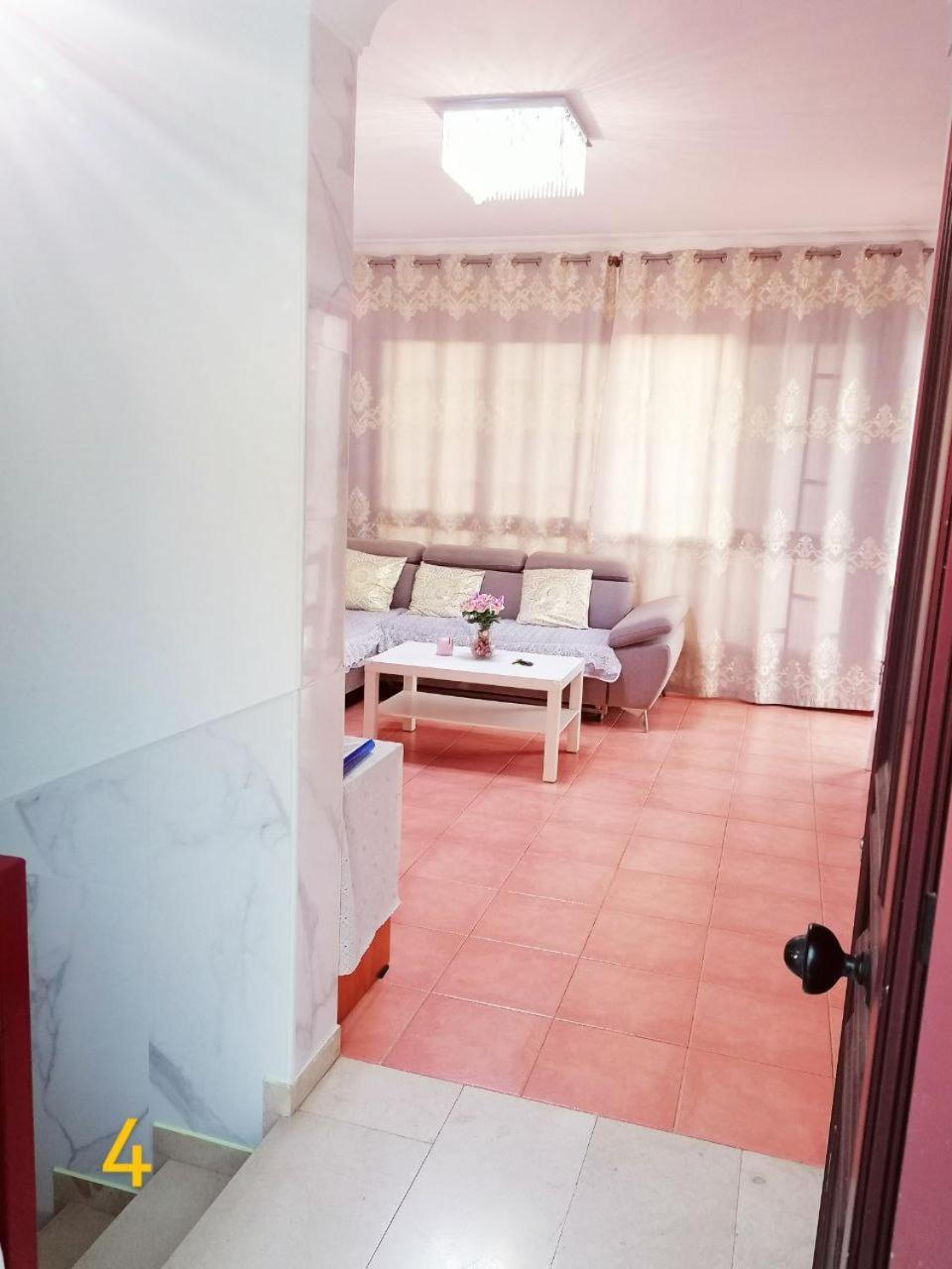 Big Villa Puerto Rico With Heated Saltwater Jacuzzi Pool & Bbq & Private Parking מראה חיצוני תמונה