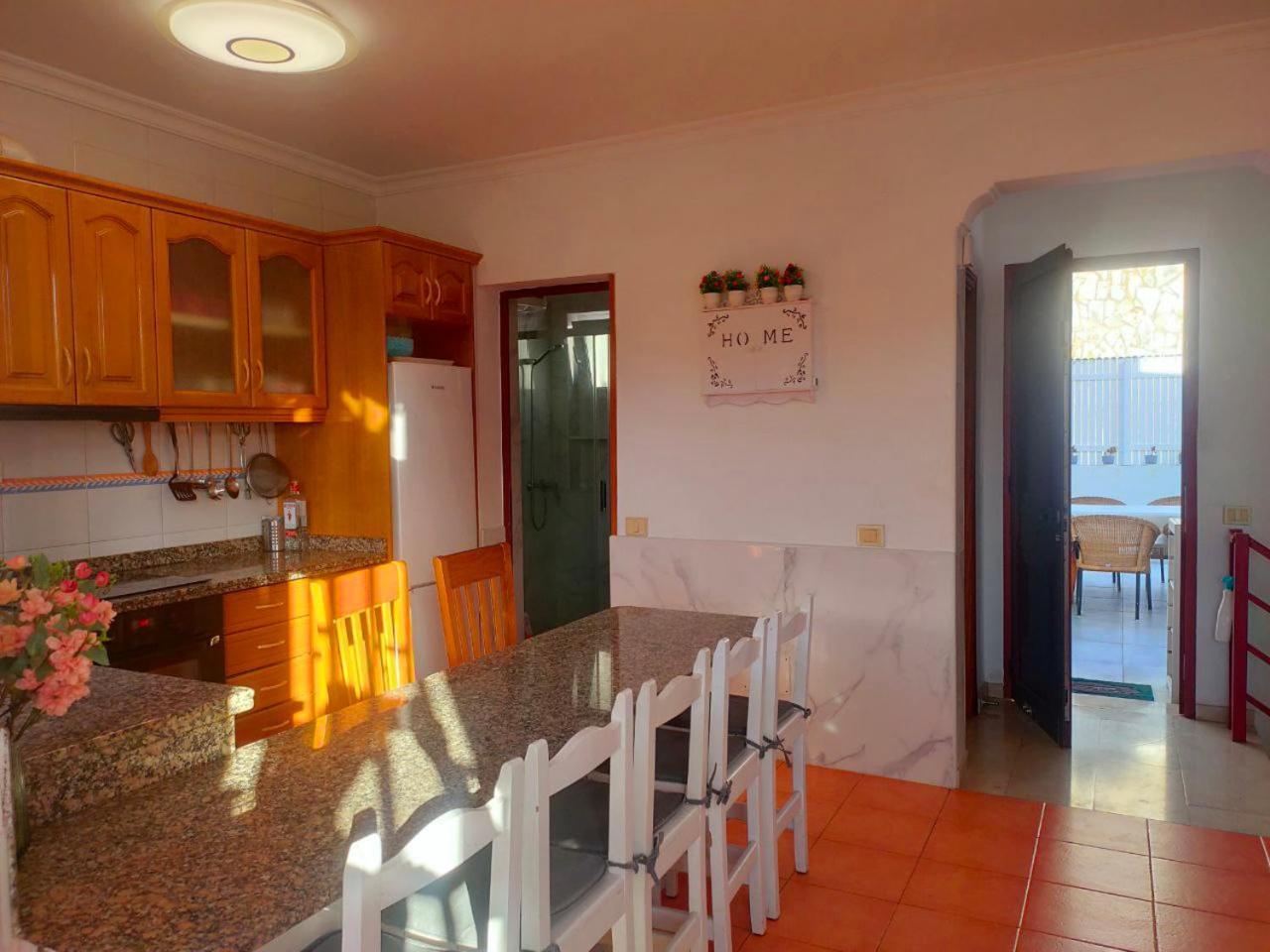 Big Villa Puerto Rico With Heated Saltwater Jacuzzi Pool & Bbq & Private Parking מראה חיצוני תמונה